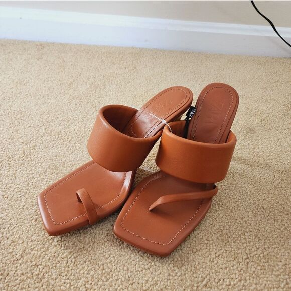 Zara    - Picture 4 of 11